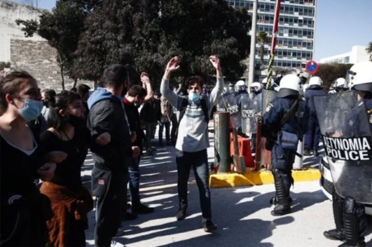 protesti_u_solunu.jpg
