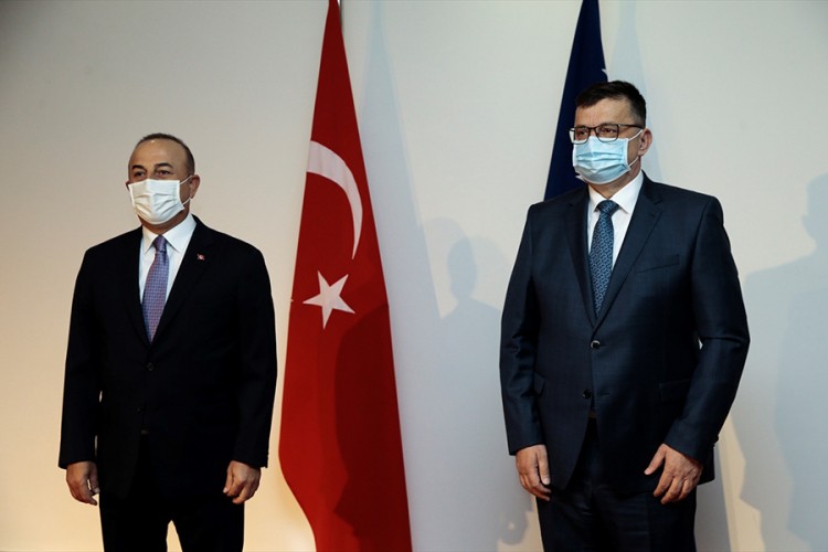 tegeltija_i_cavusoglu.jpg