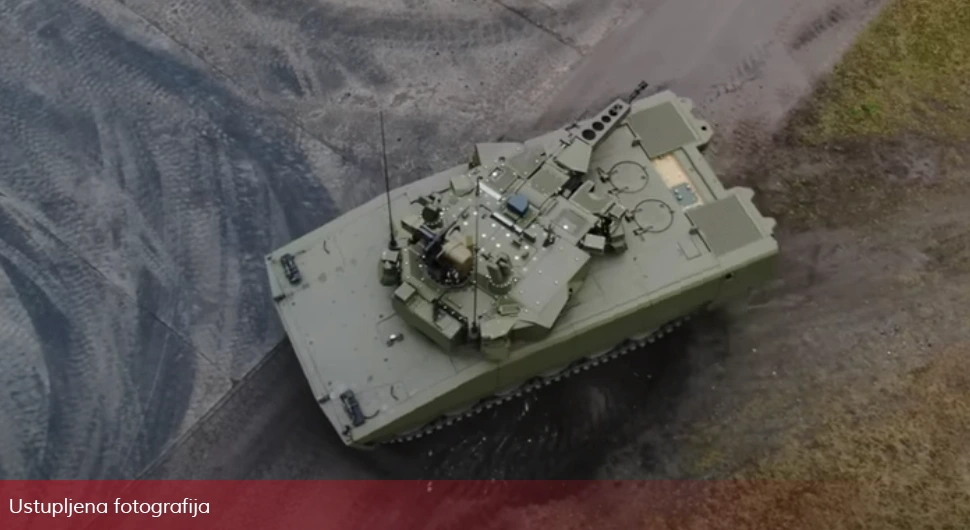 XM30.webp